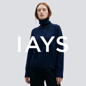 Navy turtleneck sweater in cashmere